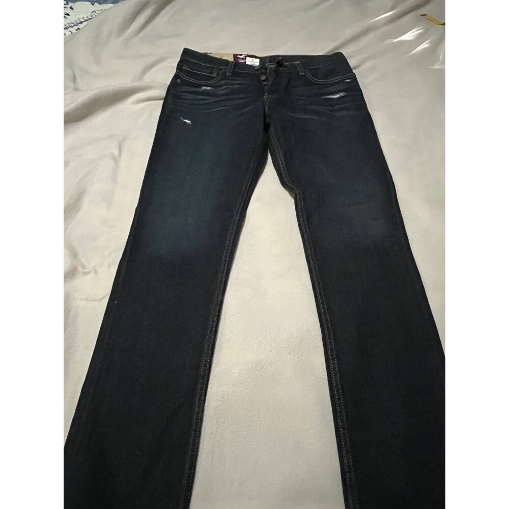Hollister Dark Wash Distressed Jeans Size 32x32 Skinny Button Closure New w/ tag